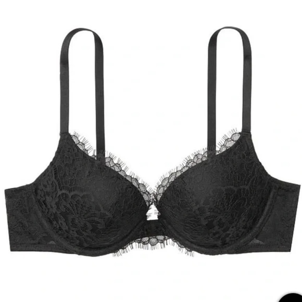 Victoria’s Secret ‘Very Sexy Push-Up’ bra
